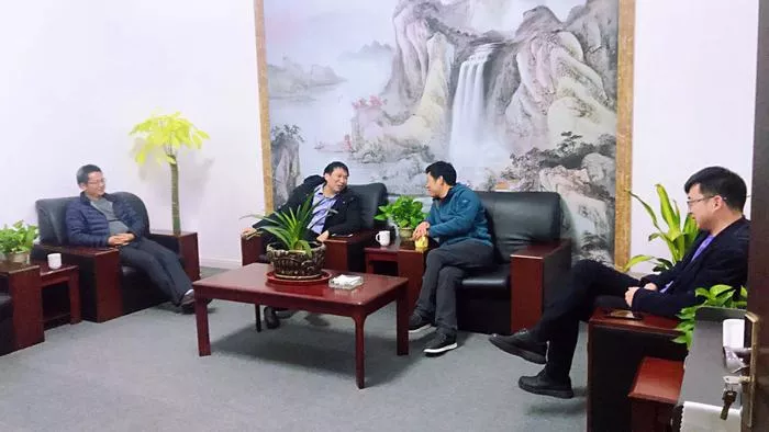 文章附图